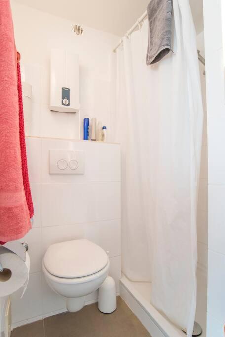 Modernes, Sonniges Appartement Im Herzen Von Duesseldorf Екстериор снимка
